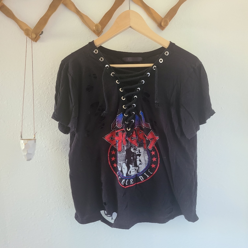 Metal chick's never die tee shirt tie front